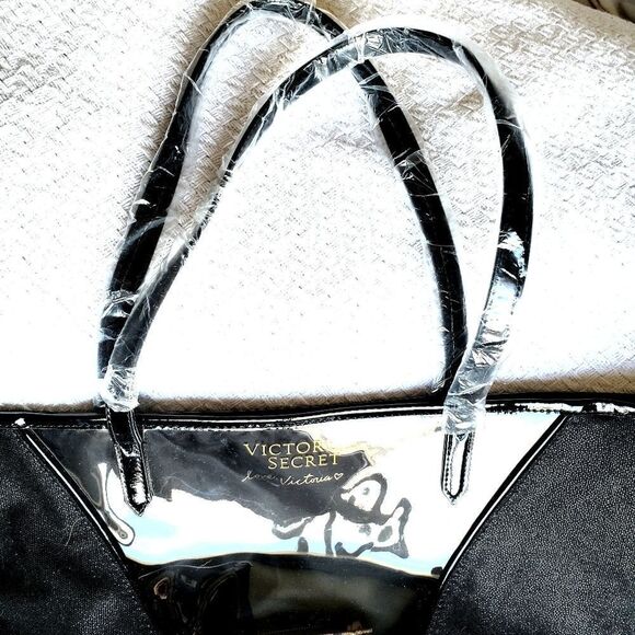 Victoria's Secret | NWT Holiday Tote & Mini Clutch - Picture 2 of 4